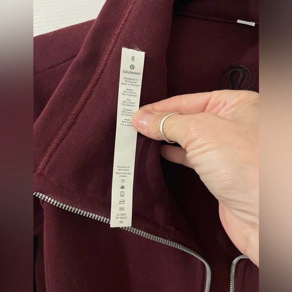 Burgandy Lululemon - Picture 2 of 3